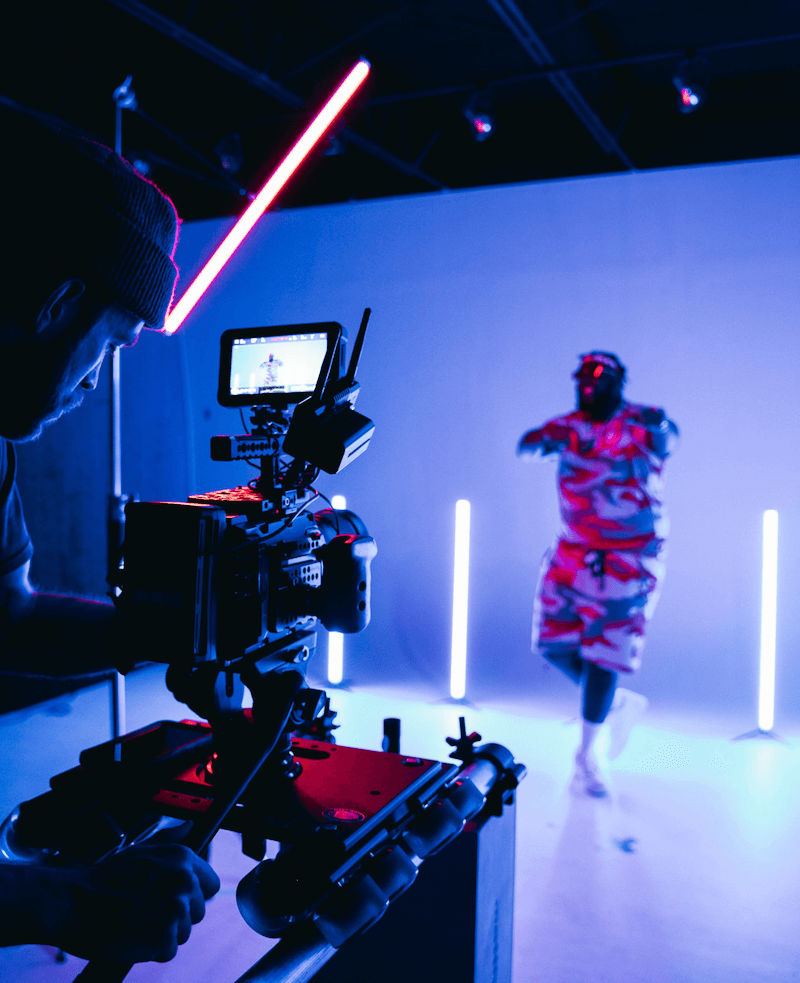 Professional live streaming, passthrough encoding, professional transcoding.