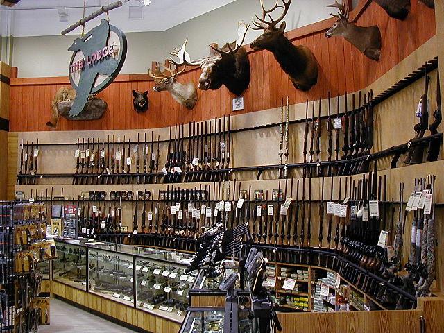 Gun store. Photo used via Wikimedia Commons under the Creative Commons License. https://commons.wikimedia.org/wiki/File:Lodge007.JPG