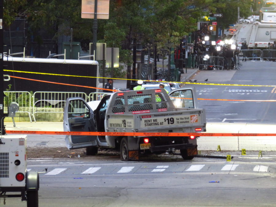 The Home Depot rental truck sits vacant after terrorist Sayfullo Saipov uses it to commit the vehicle-ramming attack. Labeled for reuse under Wikimedia Commons.