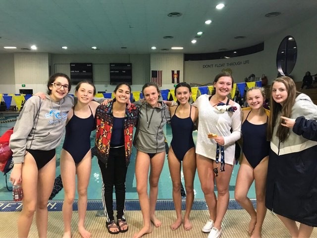 Girls Swim Dives Into The 18 19 Season The Jetstream Journal