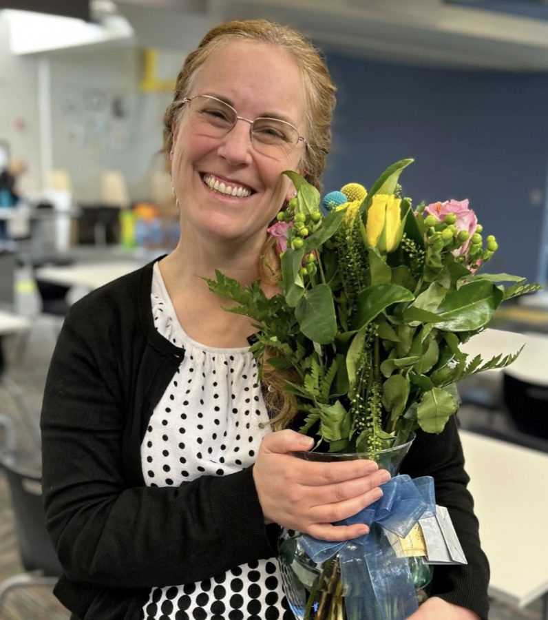 Air+Academy+High+School+assistant+principal%2C+Liz+Walhof%2C+sharing+a+genuine+smile+after+receiving+a+bouquet+of+flowers+after+winning+Administrator+of+the+Year%21+Photo+provided+by+Liz+Walhof.